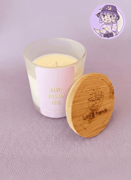 taro boba duftlys med unik kawaii, nød, kastanje duft, cremet kokosmælk, gourmand duftlys