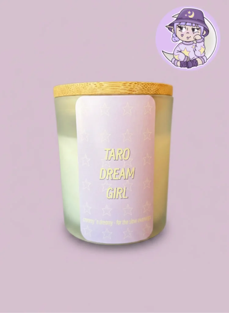 Taro boba duftlys, gourmand duftlys, taro boba, boba, duftlys, lilla vibe, nøddeduft, duftlys til badeværelset